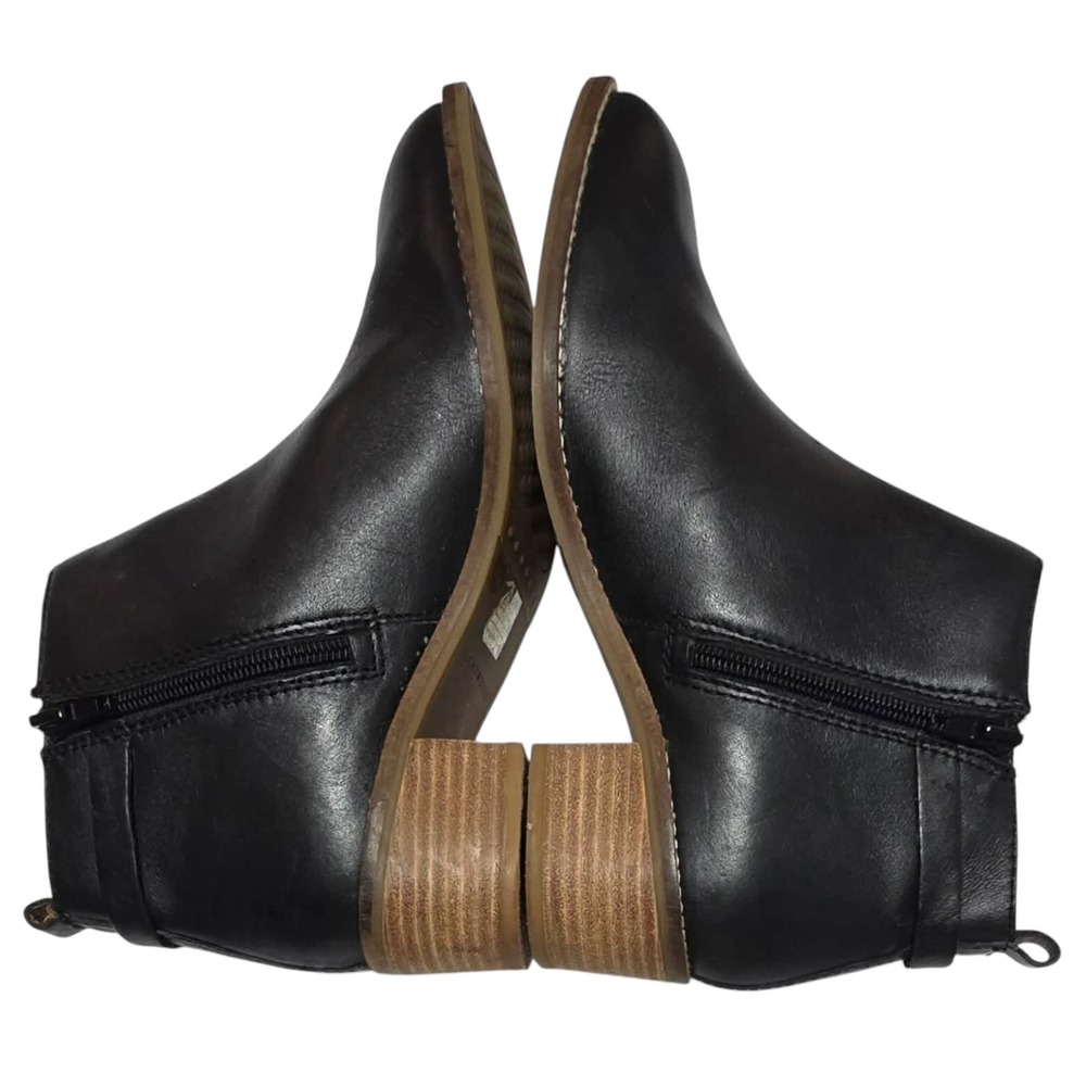 Lucky Brand Harpiee Black Leather Ankle Boots Buckle Block Heel Womens 7M SH317 - Picture 6 of 10